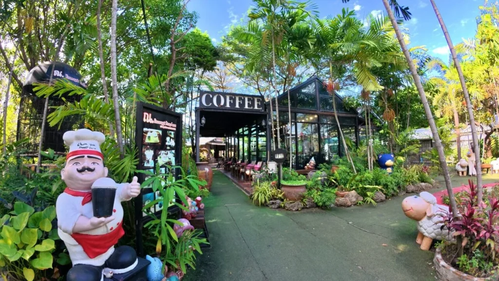 โซนคาเฟ่ Coffee ภายในฟาร์มแกะนครนายก จุดพักผ่อนยอดนิยมใกล้กรุงเทพ