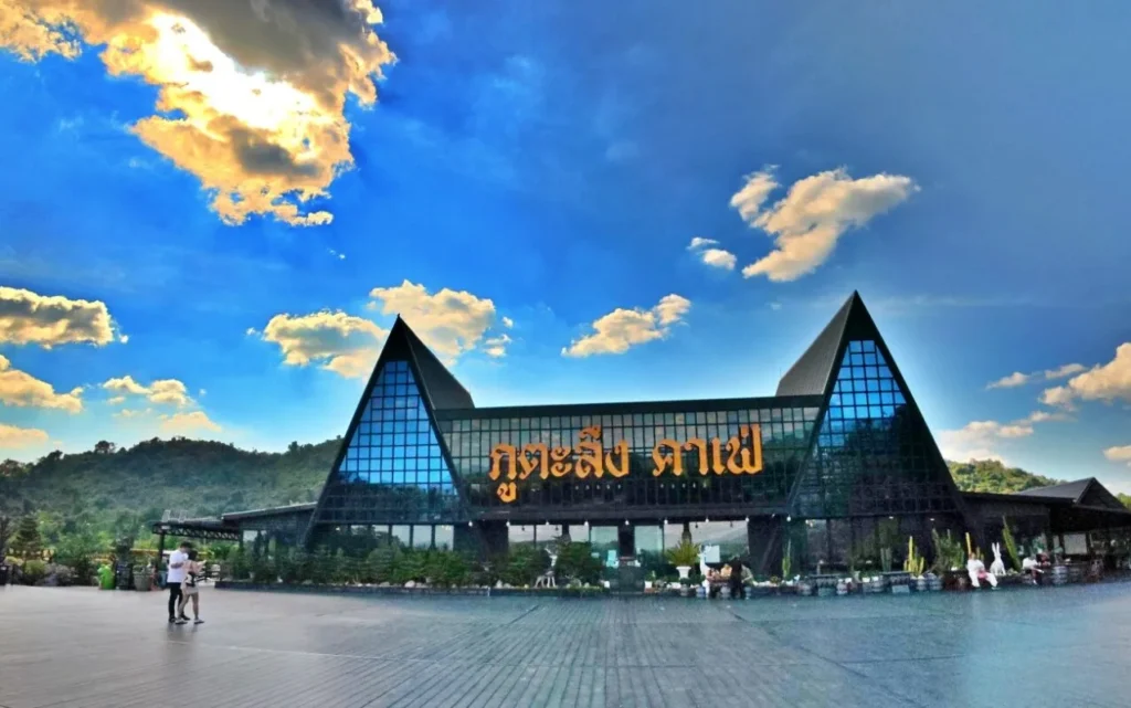 ภูตะลึงคาเฟ่ ที่เที่ยวนครนายก คาเฟ่วิวเขาใกล้กรุงเทพ