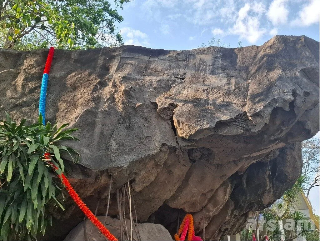 ผาเสด็จ สระบุรี รอยเสด็จแห่งกาลเวลา จุดประวัติศาสตร์กลางธรรมชาติที่ยังมีชีวิต