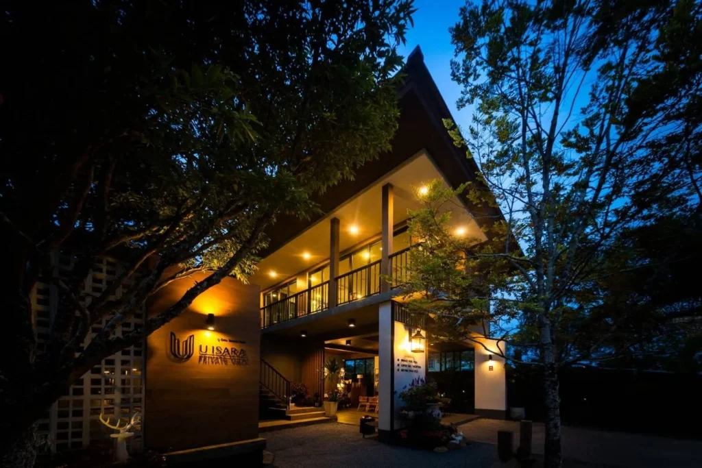 Uisara Private Villa & Café Trang