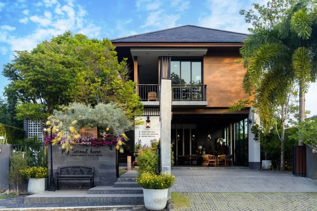Uisara Private Villa & Café Trang
