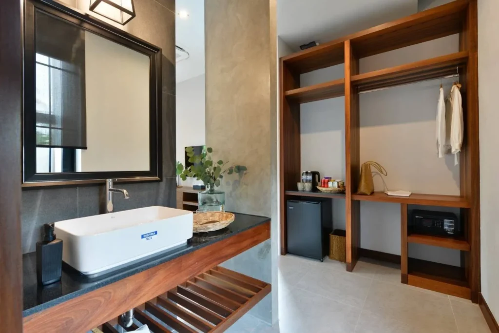 Uisara Private Villa & Café Trang