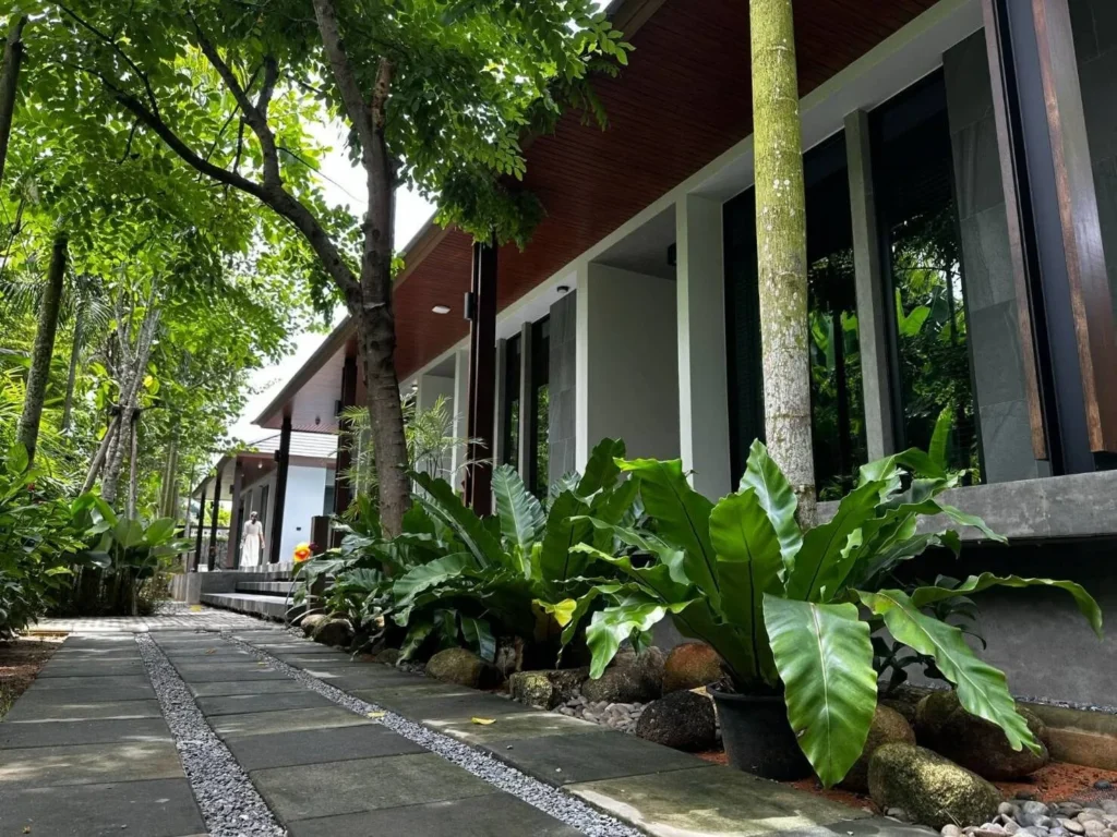 Uisara Private Villa & Café Trang